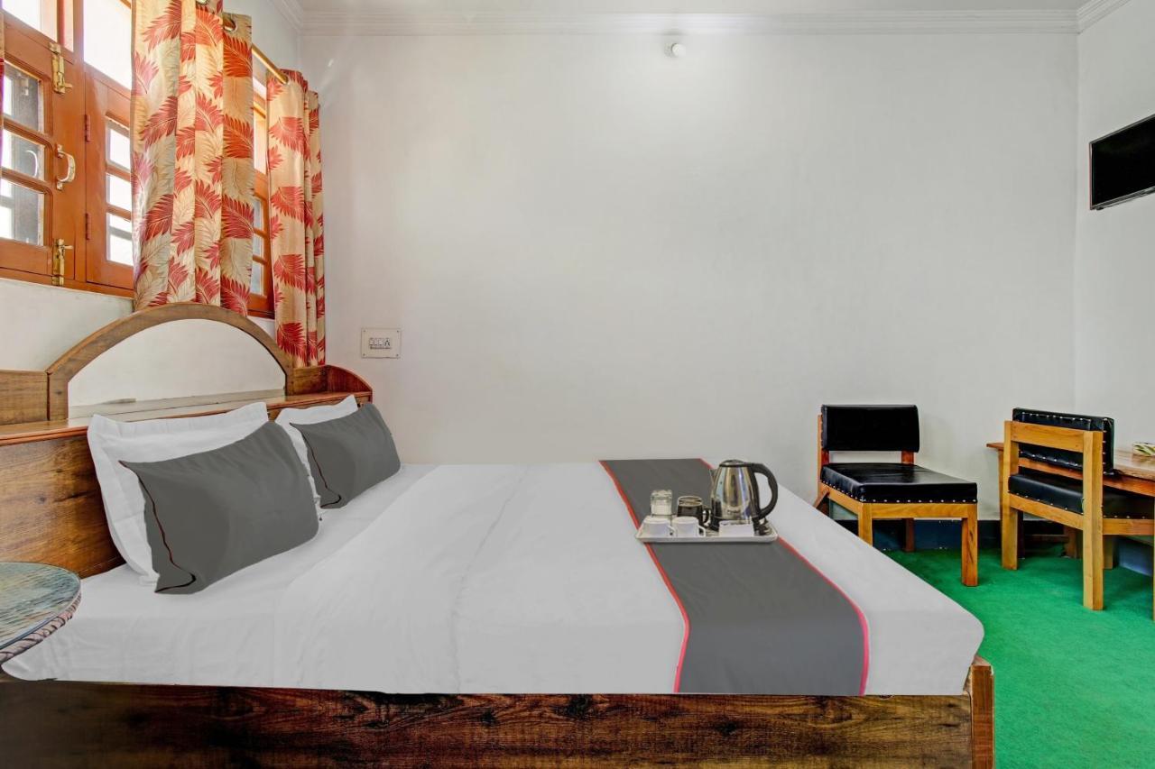 Super Oyo Capital O 91600 The Village Classic Hotel And Restaurant Σριναγκάρ Εξωτερικό φωτογραφία