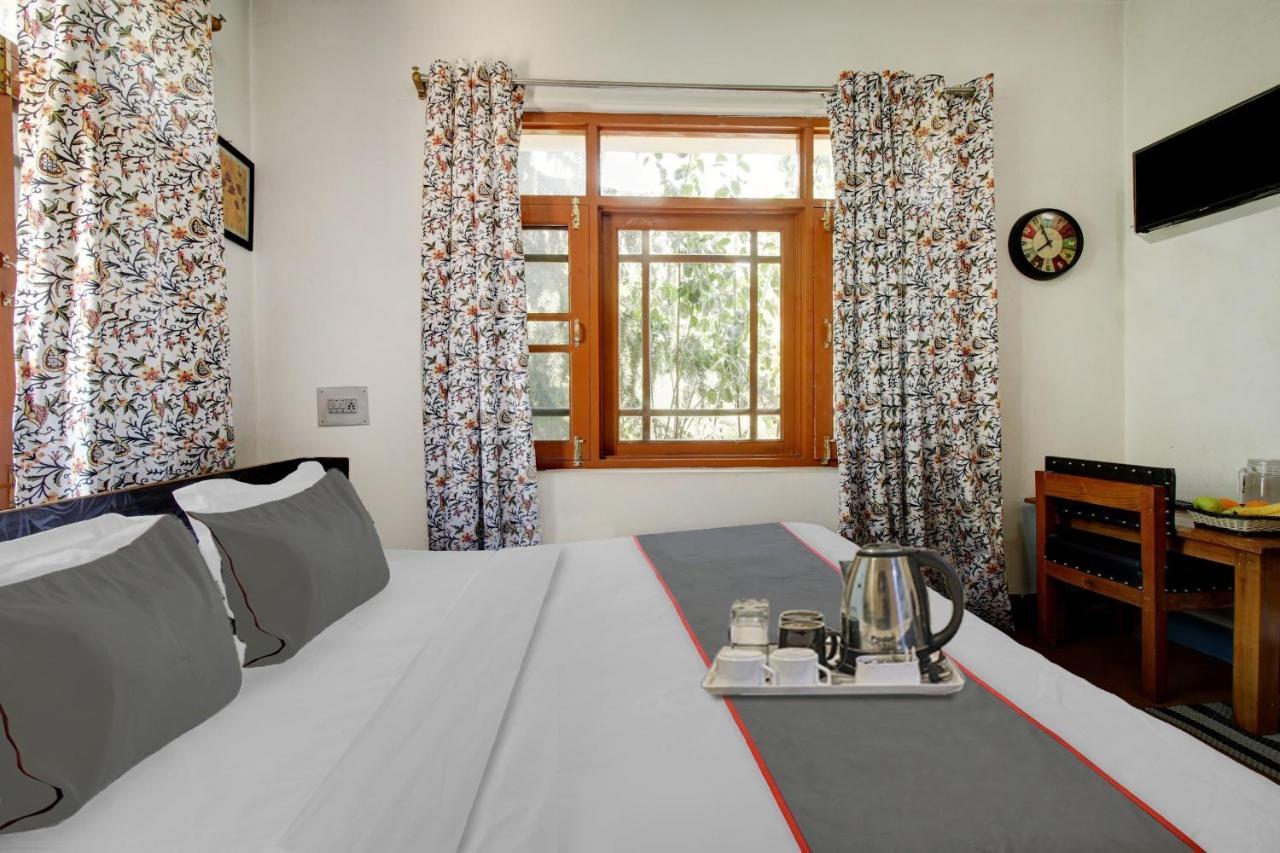 Super Oyo Capital O 91600 The Village Classic Hotel And Restaurant Σριναγκάρ Εξωτερικό φωτογραφία